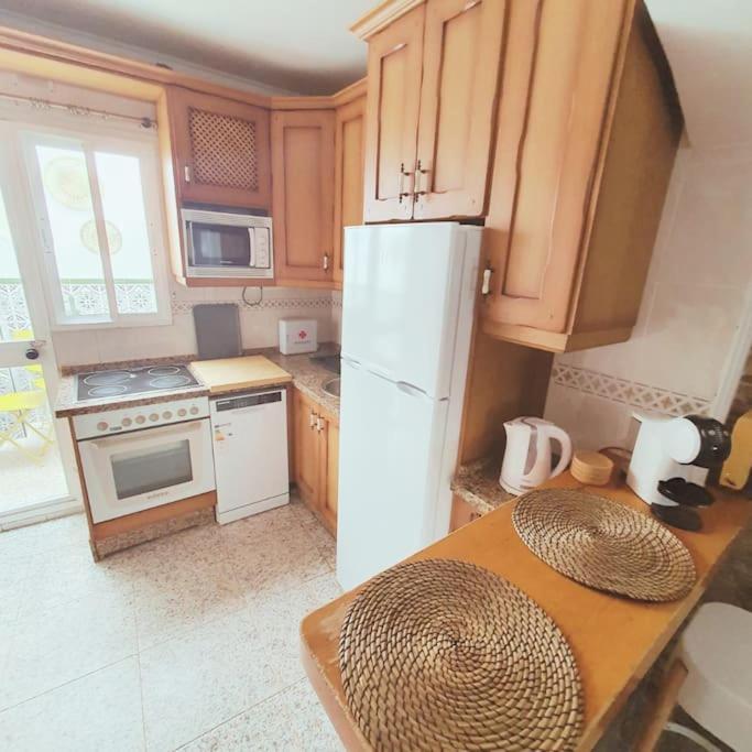 Soleada Casa En Nerja Villa Bagian luar foto